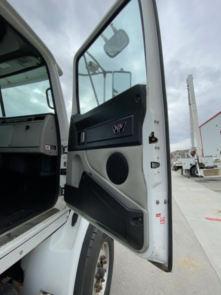 2018 Western Star 4700SB 6x4 Equipment Hauler