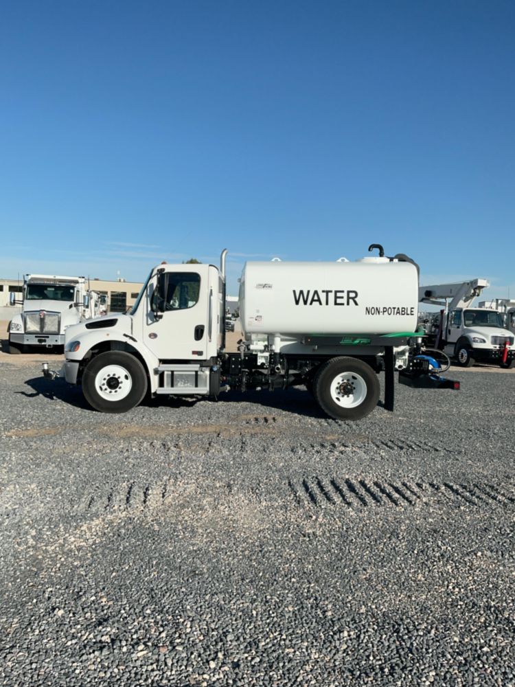 2025 Freightliner M2106 4x2 Load King 2000 Gallon Water Truck