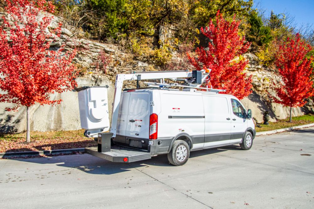 29 ft Non Insulated Telecom Bucket Truck