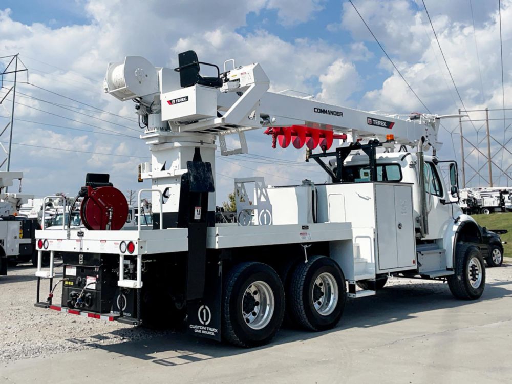 2025 Freightliner M2106 6x6 Terex Utilities C6060 Digger Derrick