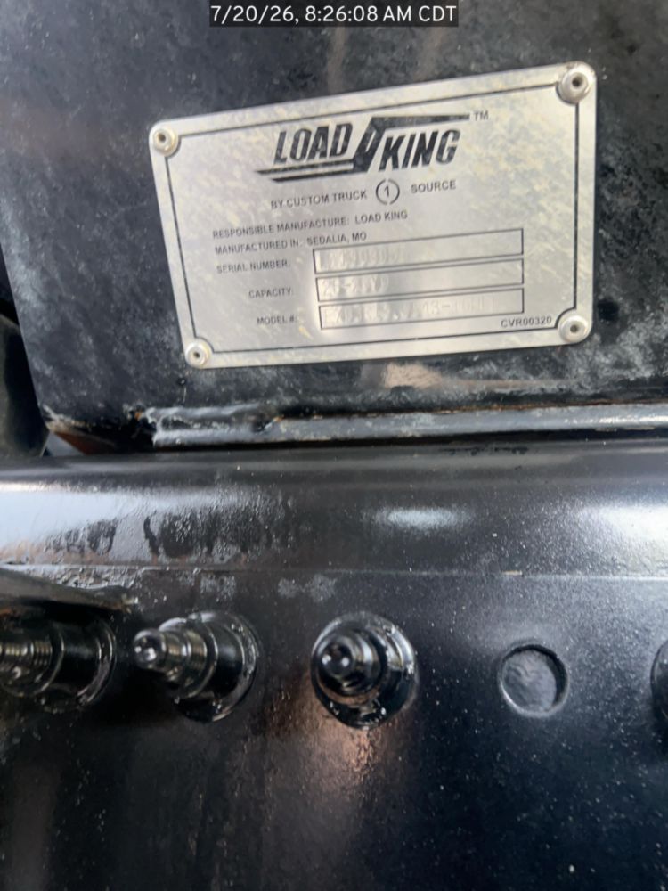 2026 Peterbilt 567 10x4 19' Load King Dump Truck