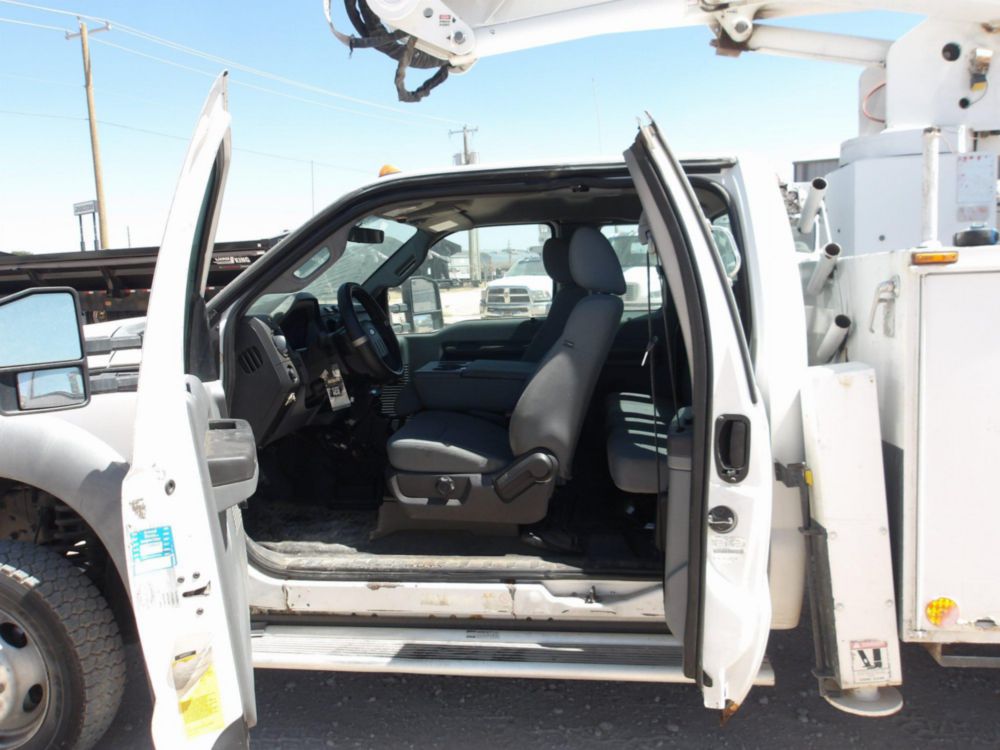 2011 Ford F-550 4x4 ETI ETC-37IH Bucket Truck