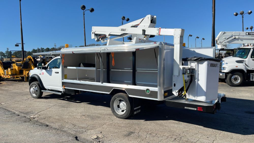 40 ft Non Insulated AWD Telecom Bucket Truck