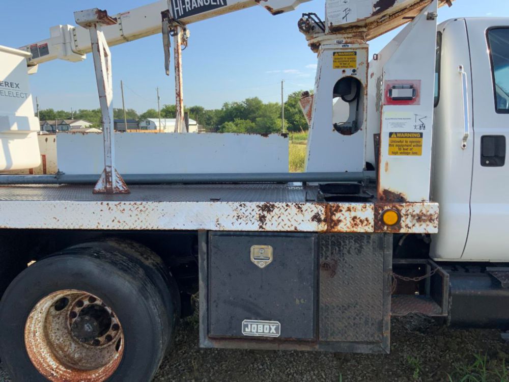 2005 Ford F-650 Terex Hi-Ranger 45 Ft. Bucket Truck