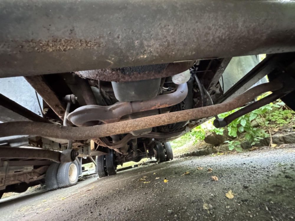 2000 Ford F-450 4x2 Hi-Ranger ETI Bucket Truck
