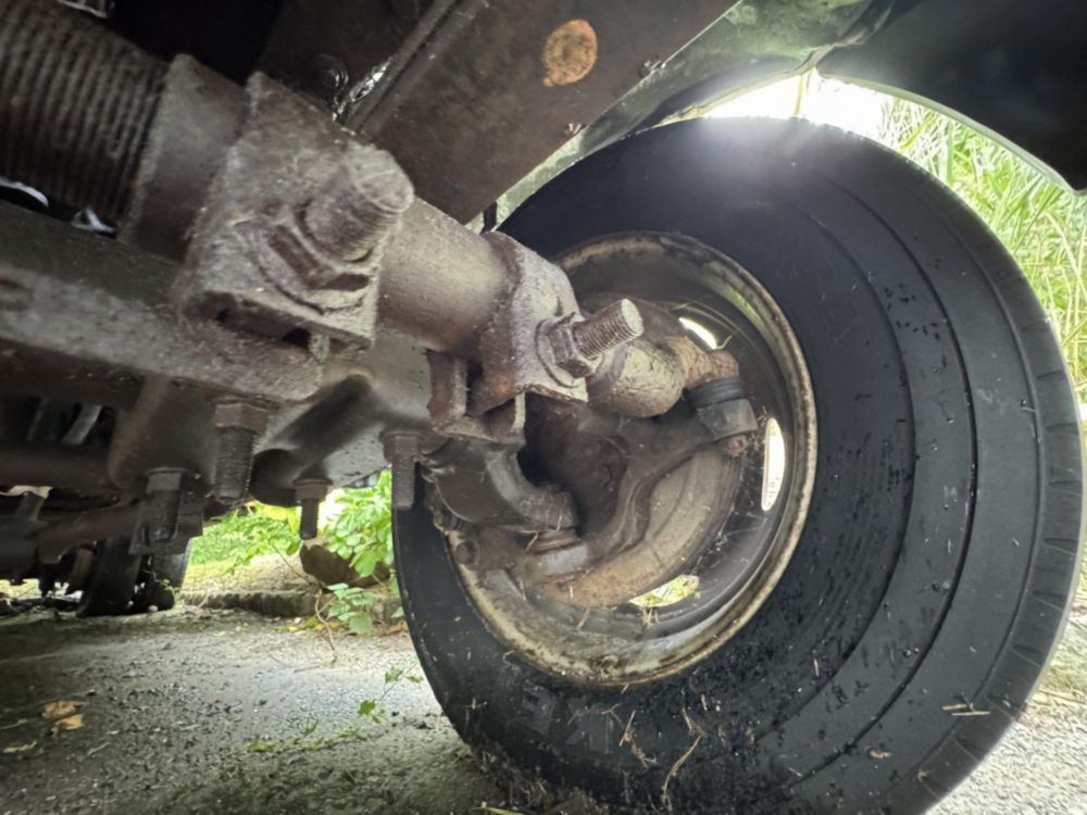 2000 Ford F-450 4x2 Hi-Ranger ETI Bucket Truck