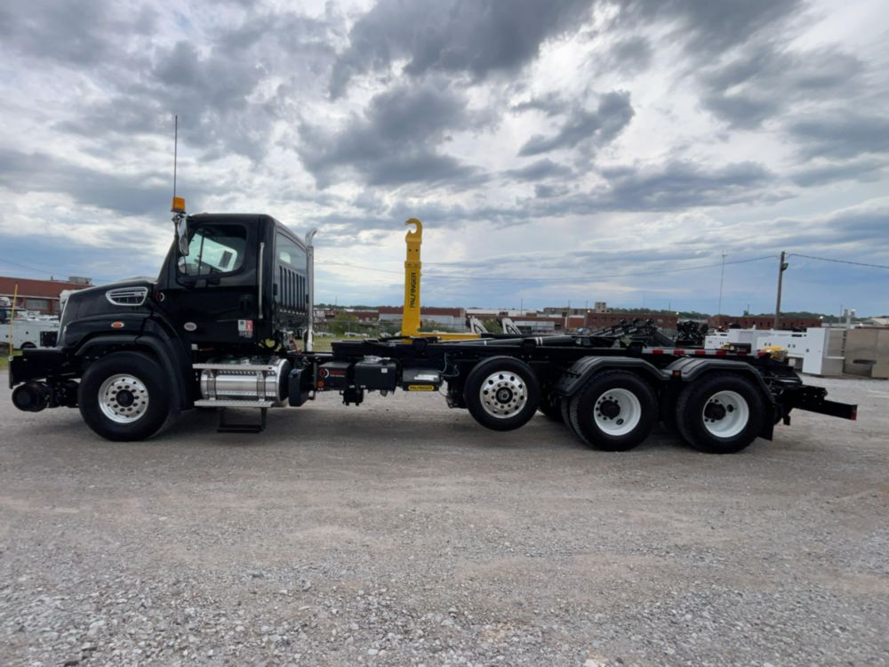 2027 Freightliner 114SD 6x4 Palfinger HT 500 L TEC Hook Lift Truck