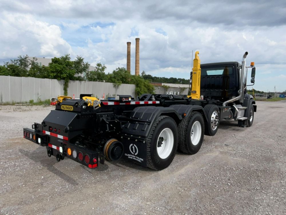 2027 Freightliner 114SD 6x4 Palfinger HT 500 L TEC Hook Lift Truck