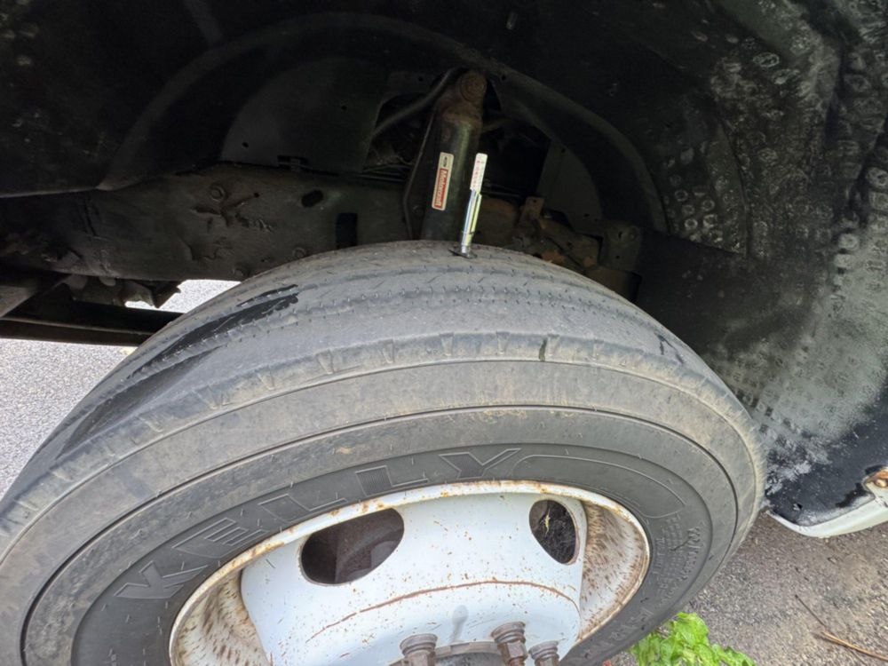 2000 Ford F-450 4x2 Hi-Ranger ETI Bucket Truck