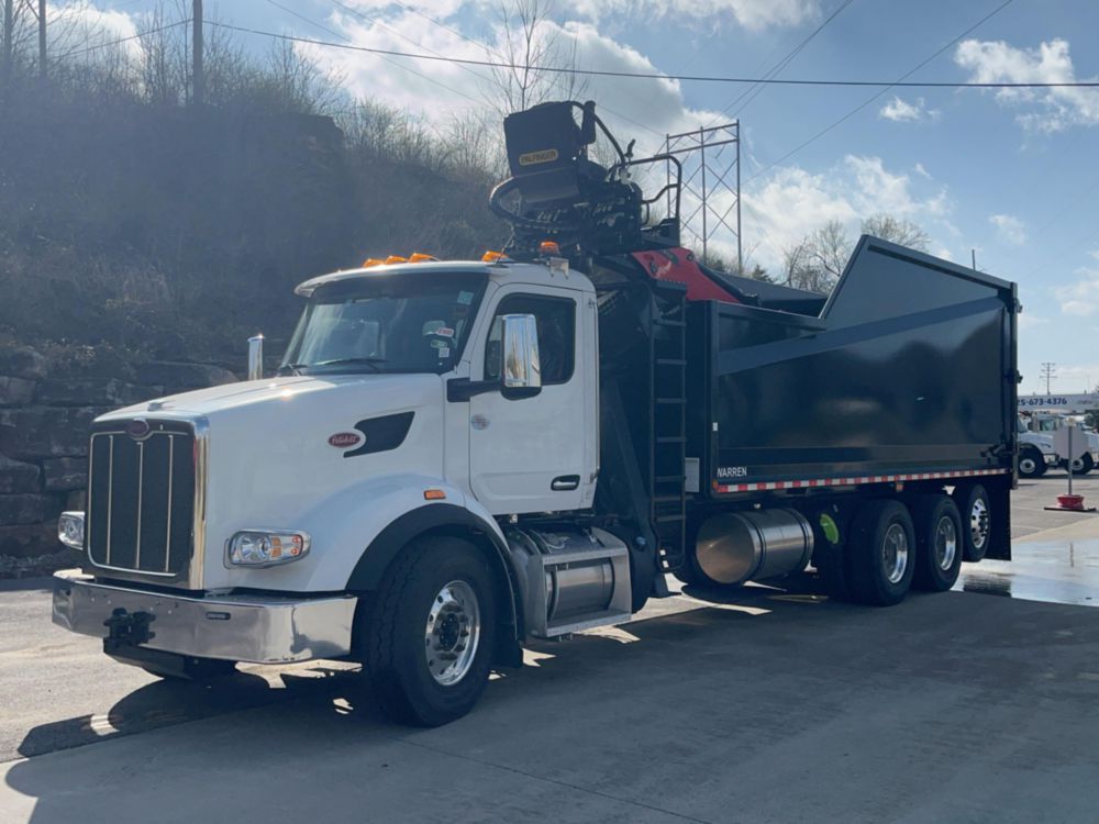 2025 Peterbilt 567 8x4 Palfinger EPSILON M13A80 24’ Dumping Debris Body