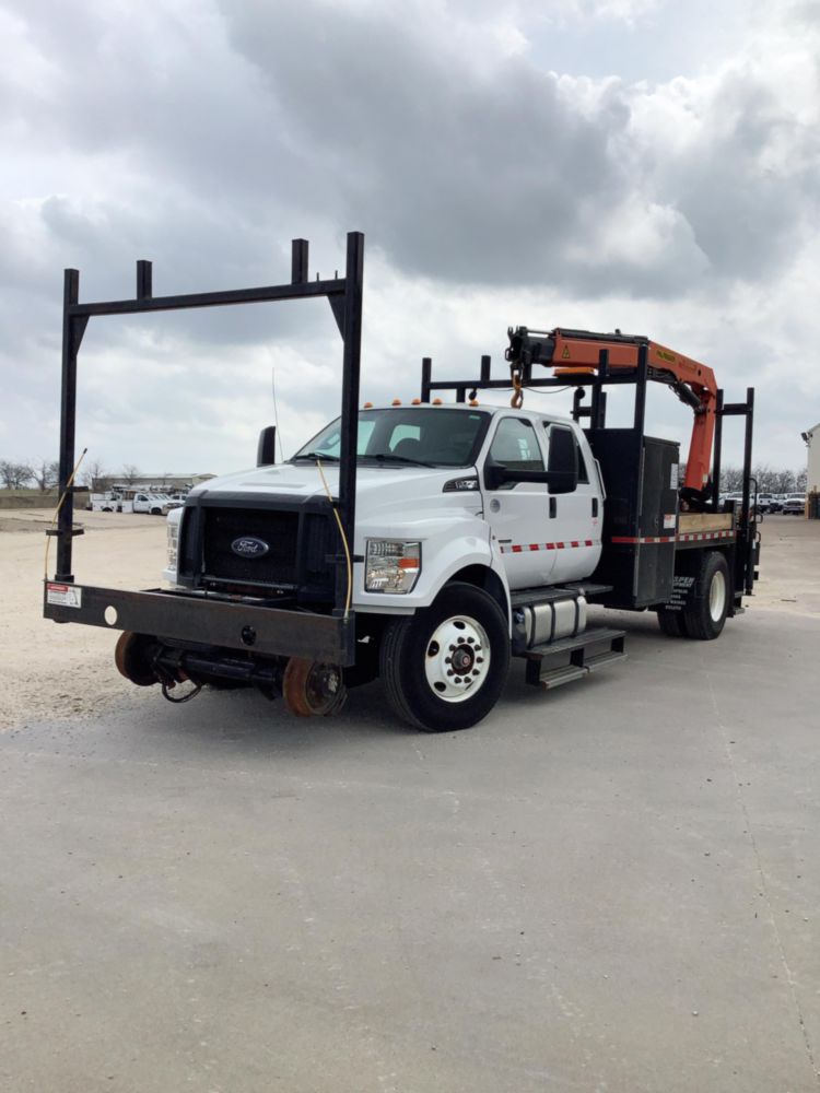2017 Ford F750 4x2 Palfinger PK10000 Hi-Rail Section Truck