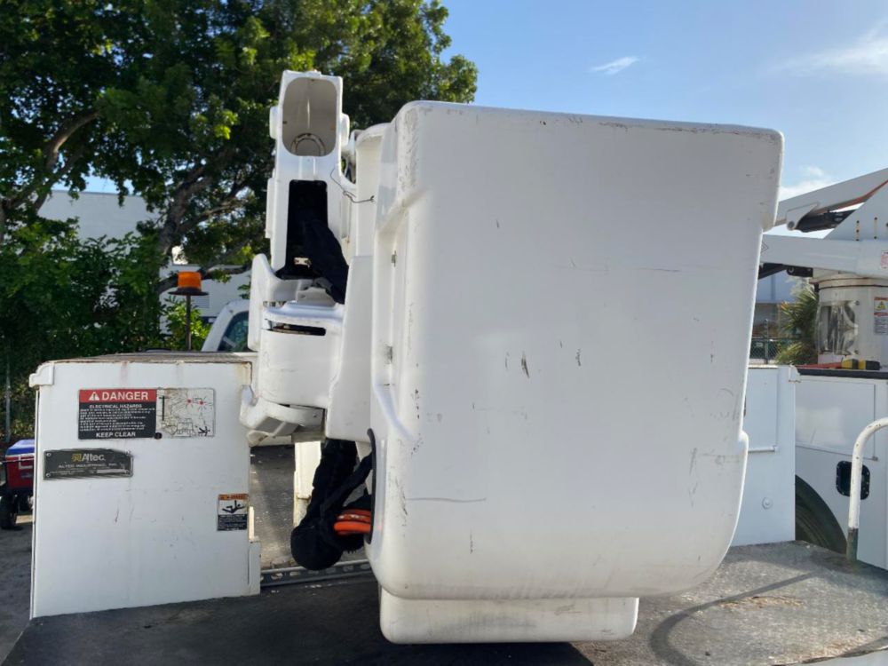 2008 Ford F-550 Altec AT-37G Bucket Truck