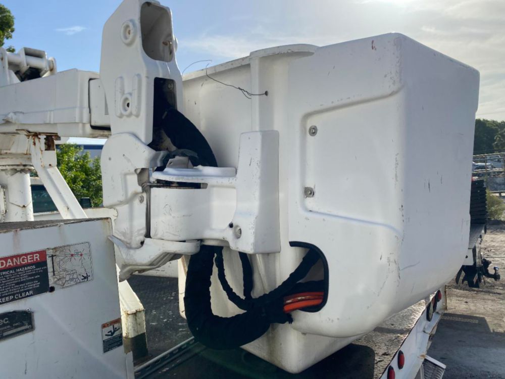 2008 Ford F-550 Altec AT-37G Bucket Truck