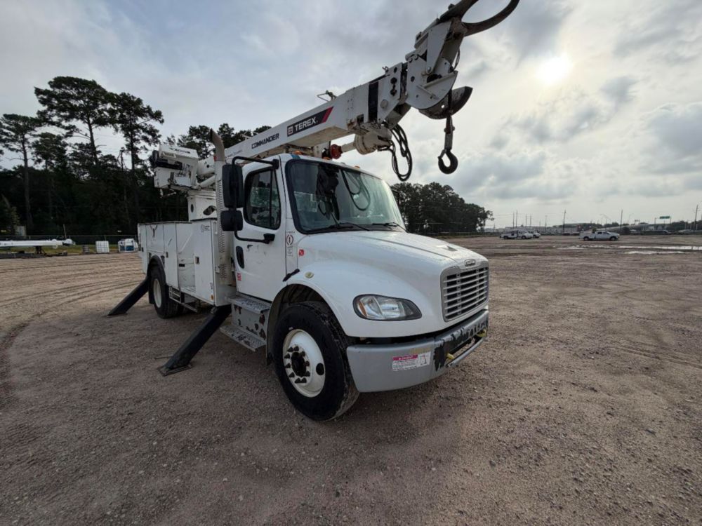 2019 Freightliner M2 4x2 Terex Commander 4047 Digger Derrick Truck