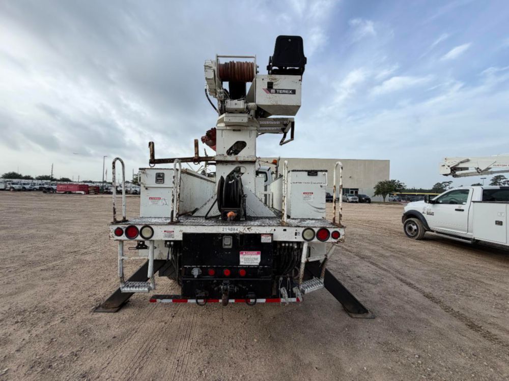 2019 Freightliner M2 4x2 Terex Commander 4047 Digger Derrick Truck