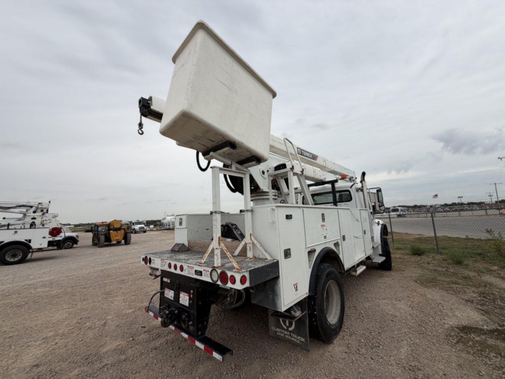 2020 Freightliner M2 4x4 Terex TC-55 Bucket Truck