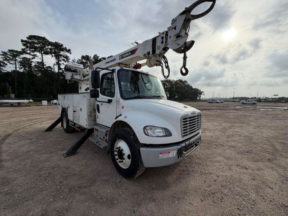 2019 Freightliner M2 4x2 Terex Commander 4047 Digger Derrick Truck