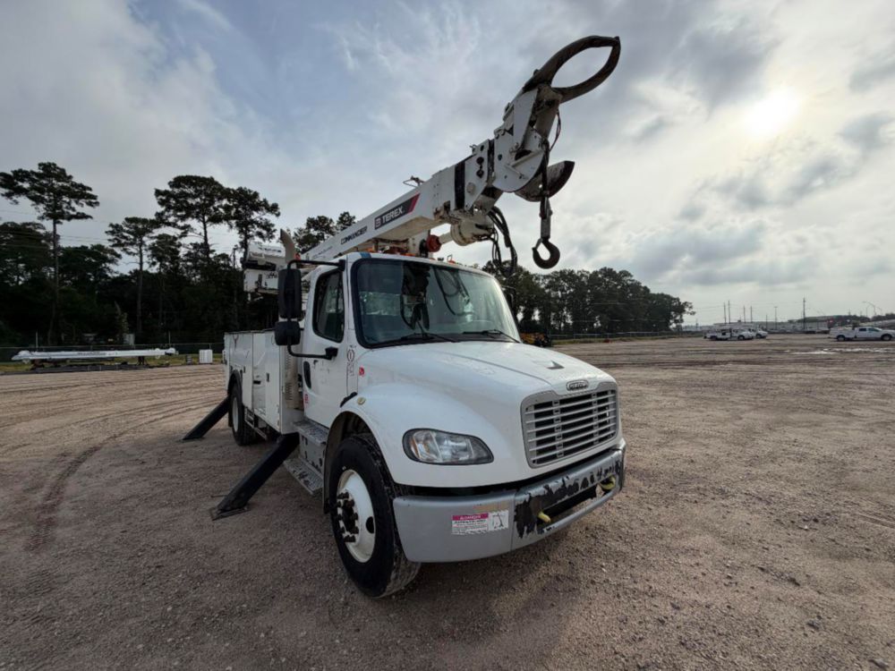 2019 Freightliner M2 4x2 Terex Commander 4047 Digger Derrick Truck