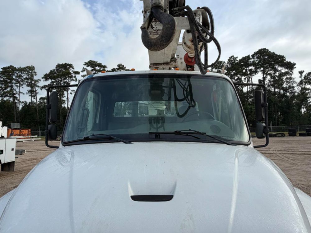 2019 Freightliner M2 4x2 Terex Commander 4047 Digger Derrick Truck