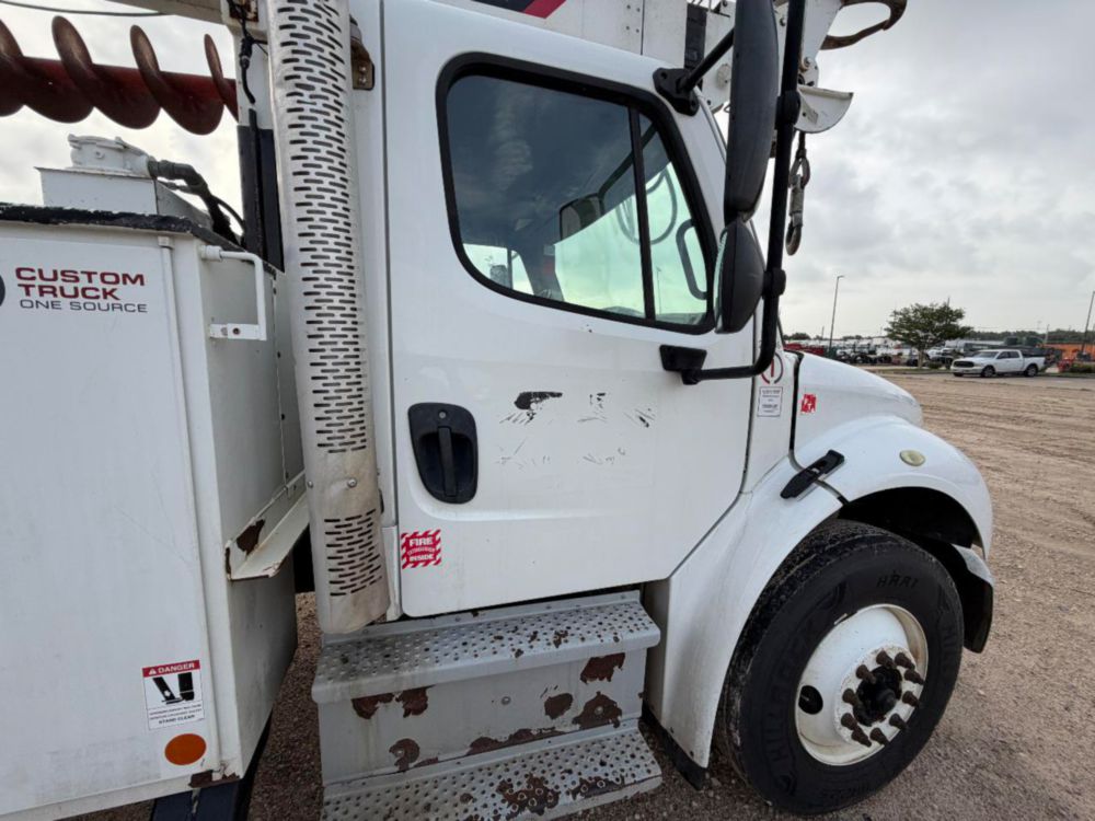 2019 Freightliner M2 4x2 Terex Commander 4047 Digger Derrick Truck