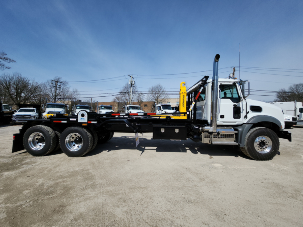 2026 Mack GR64BR 6x4 Palfinger HT660 Hook Lift Truck