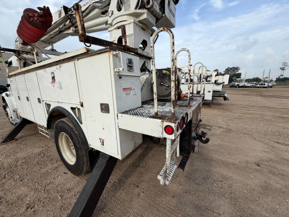 2019 Freightliner M2 4x2 Terex Commander 4047 Digger Derrick Truck