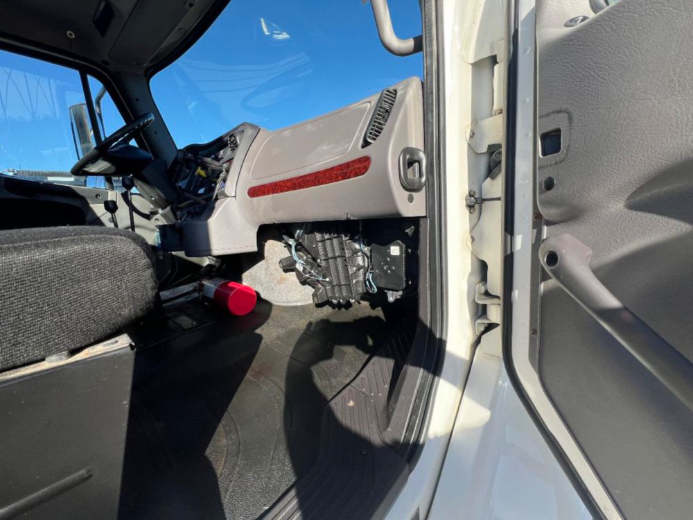2018 Freightliner M2 4x2 Stellar Shuttle Hook Lift Truck