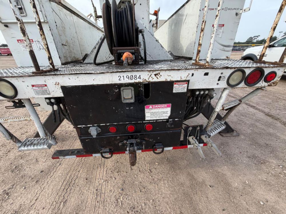 2019 Freightliner M2 4x2 Terex Commander 4047 Digger Derrick Truck