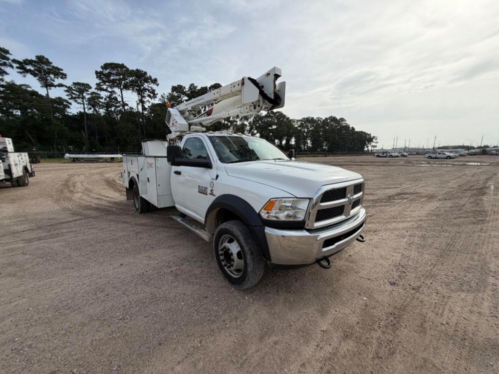 2017 Dodge Ram 5500 4x4 Terex LT-40 Bucket Truck
