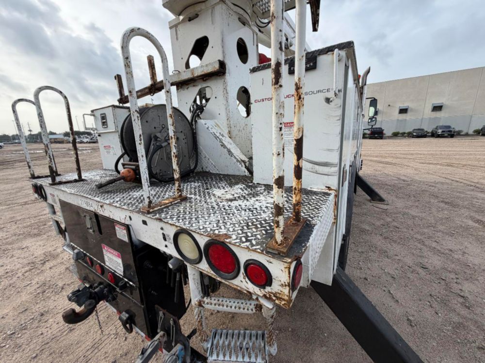 2019 Freightliner M2 4x2 Terex Commander 4047 Digger Derrick Truck