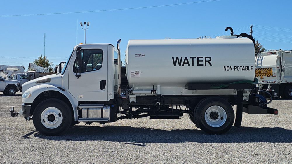 2020 Freightliner M2106 4x2 Load King 2500 Gallon Water Truck