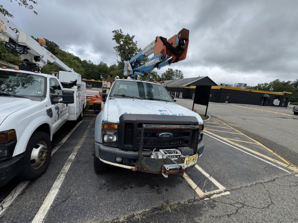 2008 Ford F-550 4x4 Terex Bucket Truck