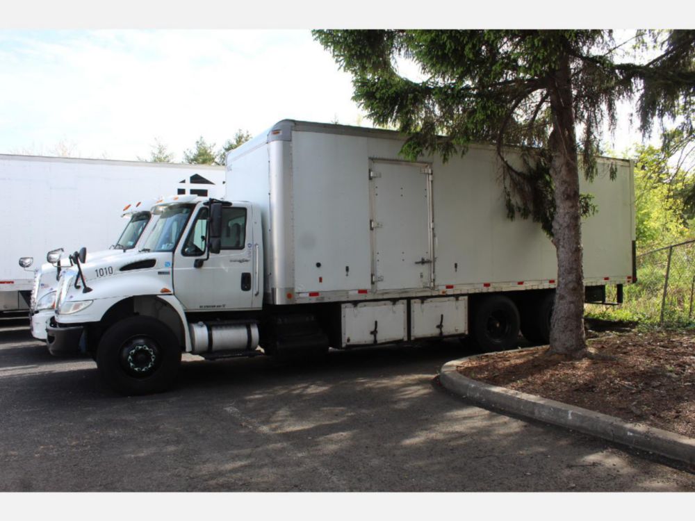 2013 Int'l Diesel 6x4 Automatic Box Truck