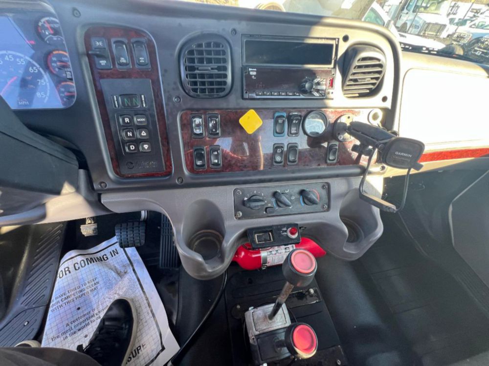 2018 Freightliner M2 4x2 Stellar Shuttle Hook Lift Truck