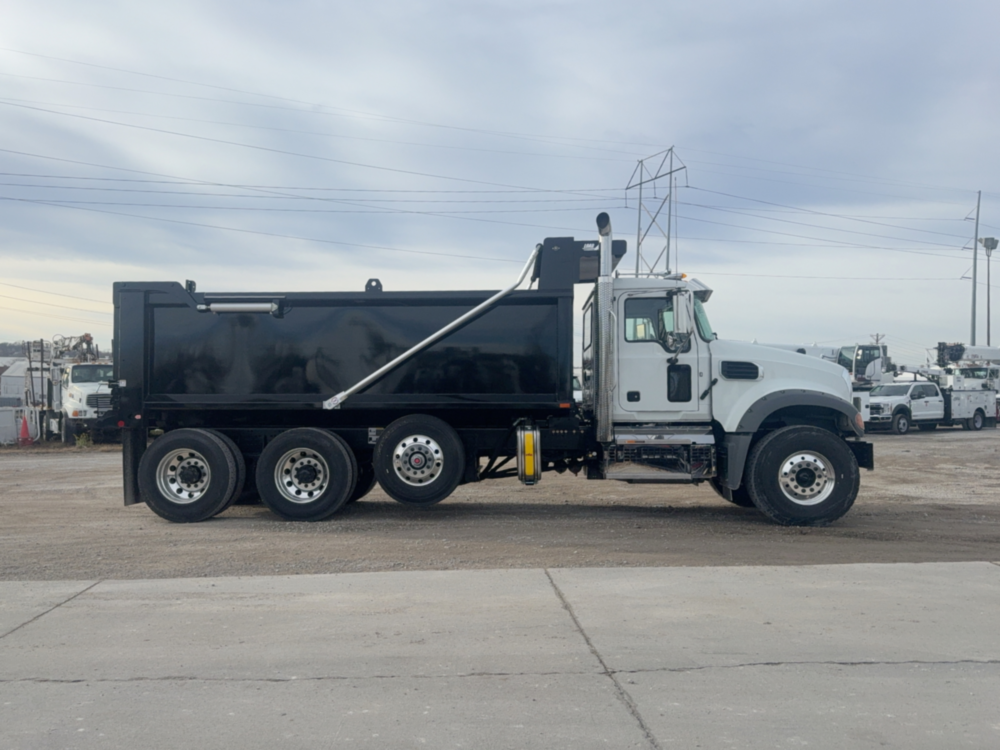 2026 Mack GR84FR 8x4 17' 6" Load King Dump Truck