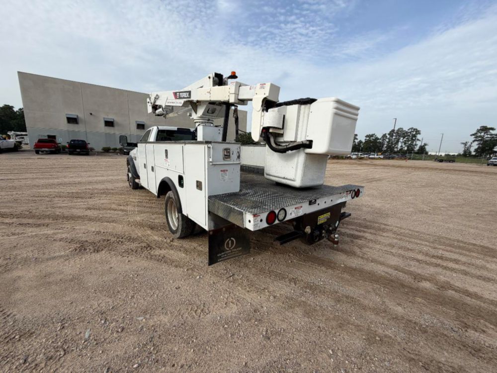 2017 Dodge Ram 5500 4x4 Terex LT-40 Bucket Truck