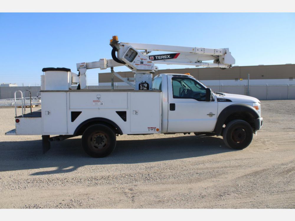 2012 Ford F-550 4x2 Terex LT-40 Bucket Truck