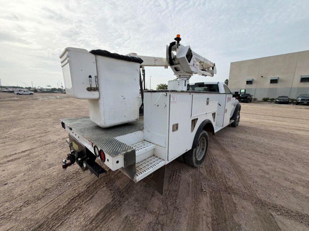 2017 Dodge Ram 5500 4x4 Terex LT-40 Bucket Truck