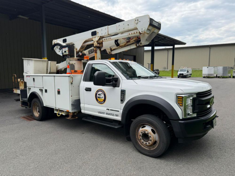 2019 Ford F-550 4x2 Versalift VST-47SI Material Handler Bucket Truck
