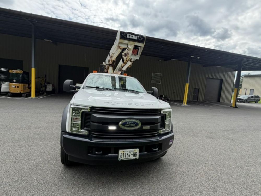 2019 Ford F-550 4x2 Versalift VST-47SI Material Handler Bucket Truck