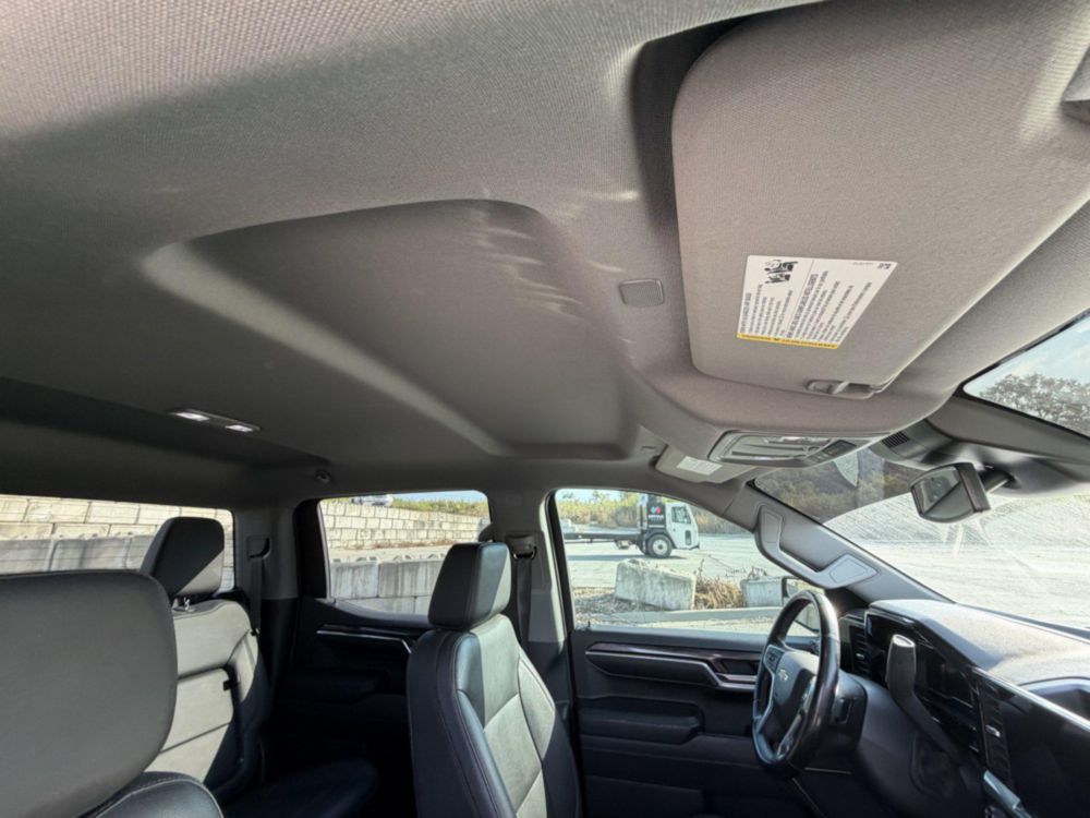 2022 Chevrolet 4 Door 1500 4x4 Pickup Truck
