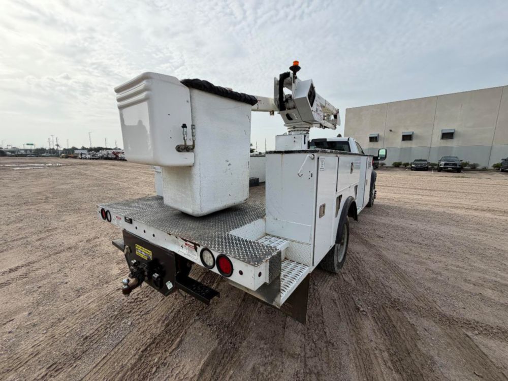 2017 Dodge Ram 5500 4x4 Terex LT-40 Bucket Truck