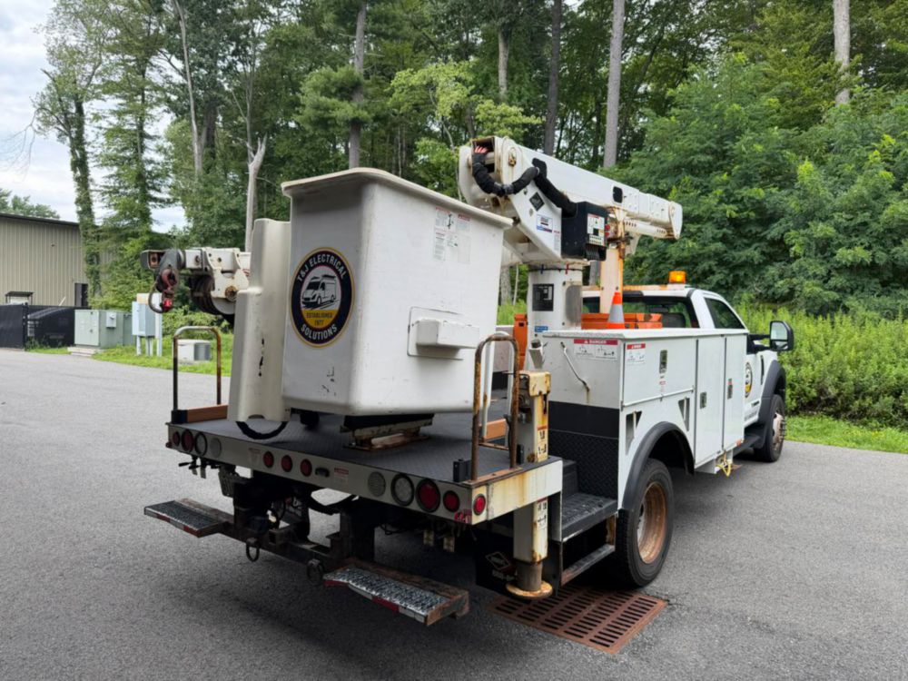 2019 Ford F-550 4x2 Versalift VST-47SI Material Handler Bucket Truck