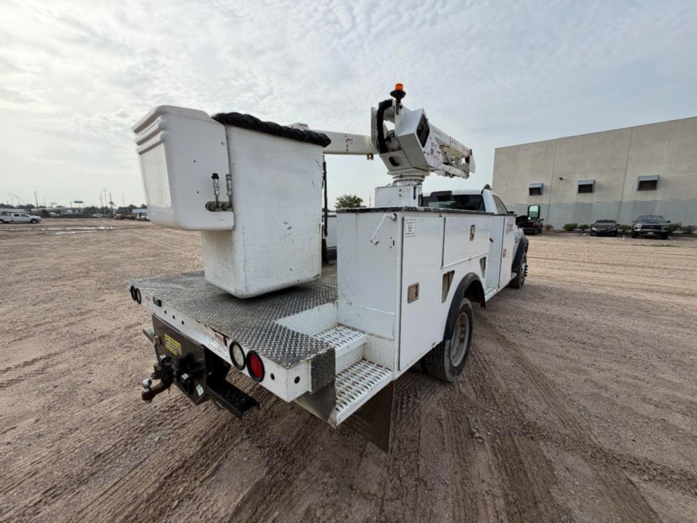 2017 Dodge Ram 5500 4x4 Terex LT-40 Bucket Truck