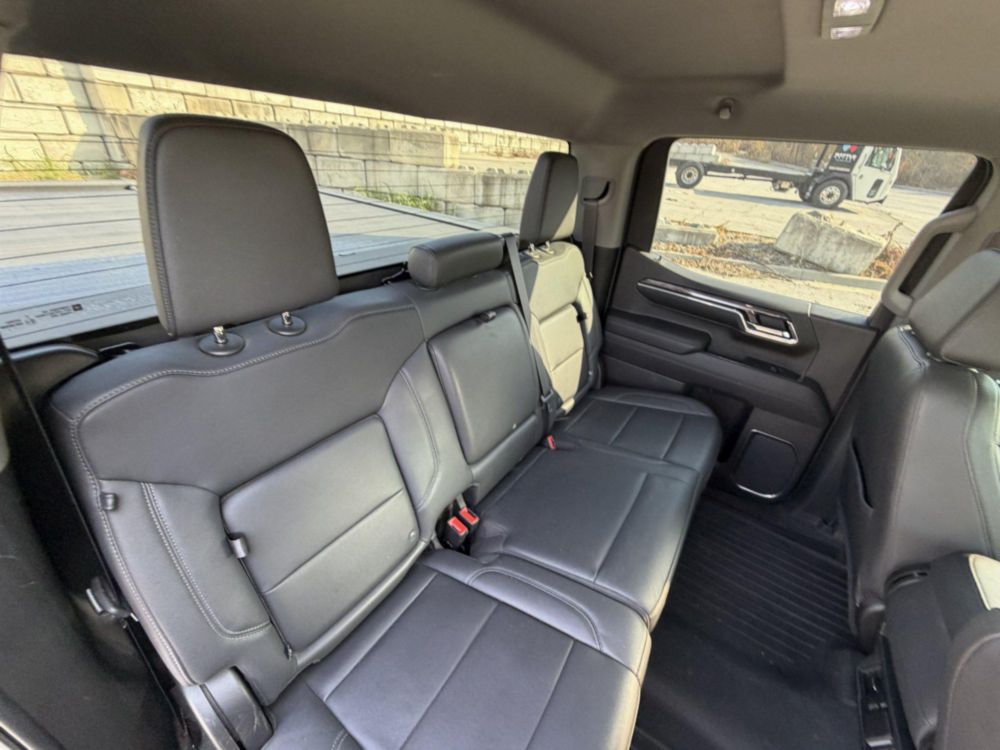 2022 Chevrolet 4 Door 1500 4x4 Pickup Truck