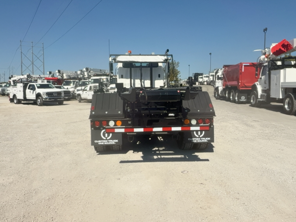 2027 Freightliner 114SD 6x4 Galbreath U75-OR-174 Roll-Off Truck