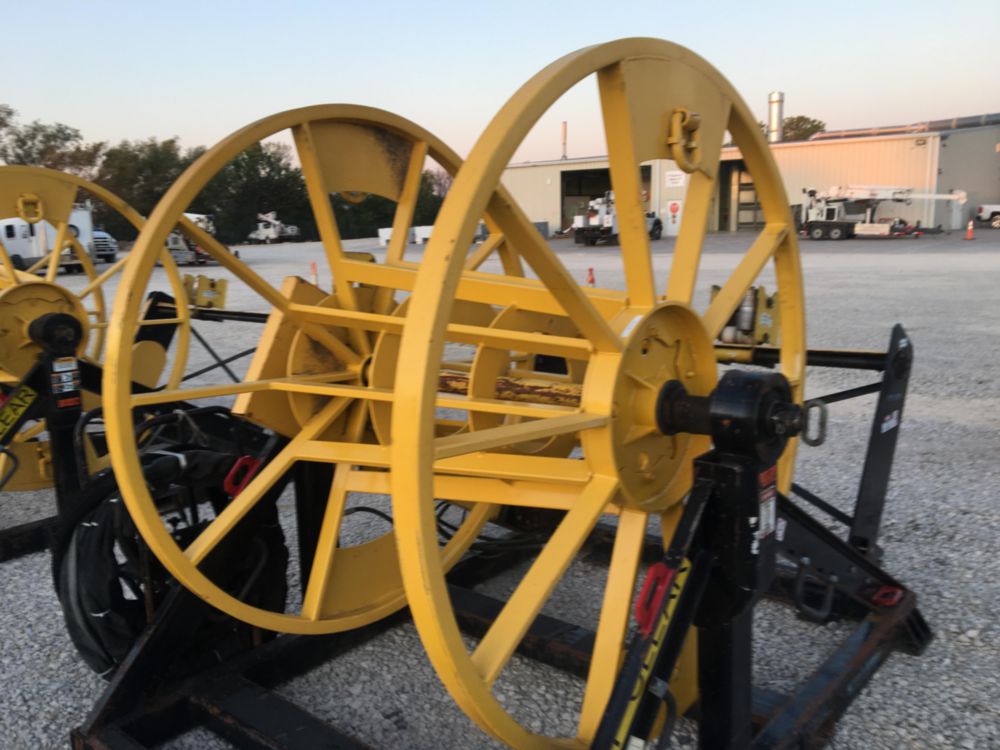72 - 76 in Diameter 45 in Width Breakaway Reel