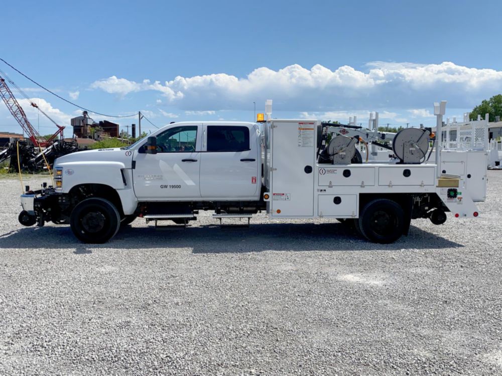2025 Chevrolet 5500 4x4 IMT 1015 Hi-Rail Section Truck
