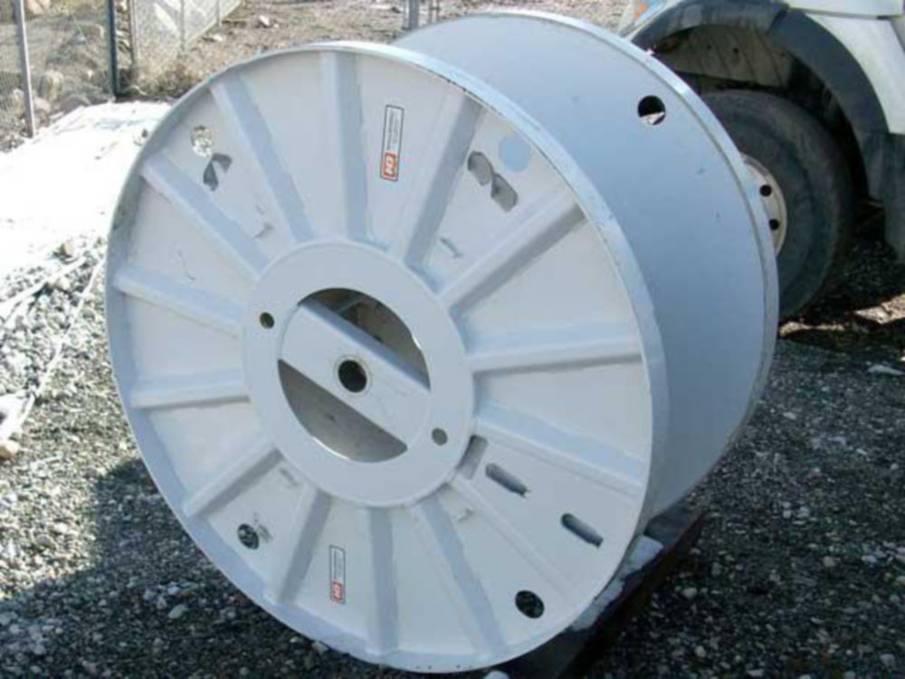 60 in Diameter 36 in Width Breakaway Reel