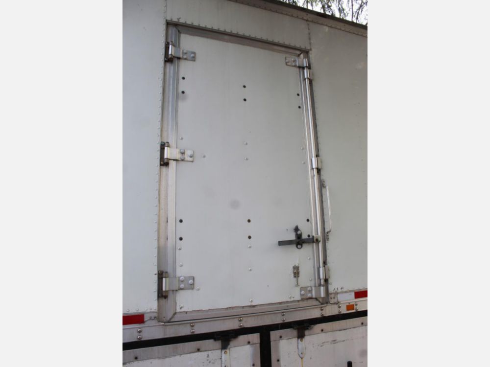 2013 Int'l Diesel 6x4 Automatic Box Truck